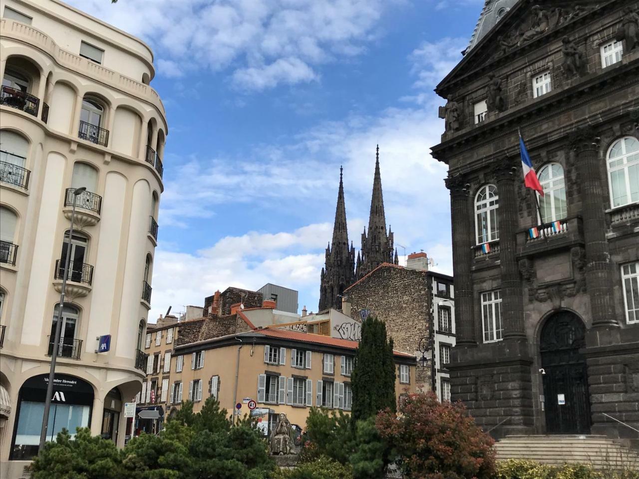 Esprit Cosy Sur Plateau Central Clermont-Ferrand Luaran gambar